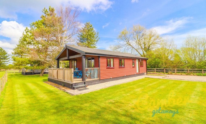Romney Marsh Other | Discover Five Waterings Lodge: Child-Friendly Retreat