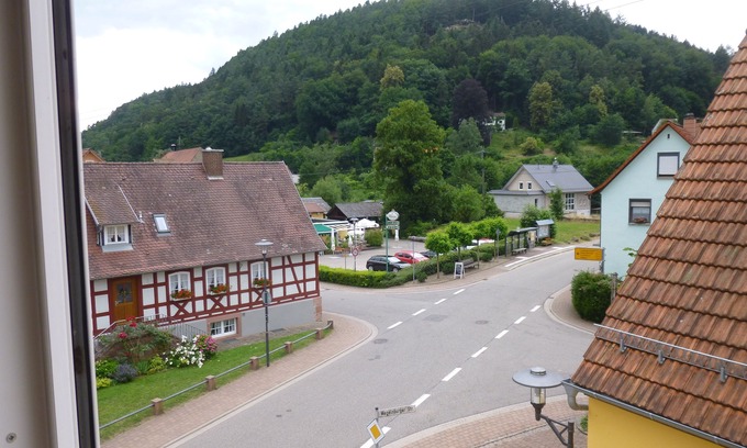 Schonau Apartment | Family-Friendly Apartment with Pool and Ocean View
