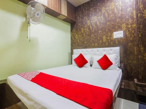 Kamthi Hotel | Welcoming Flagship Shree Krishna Restaurant for Families