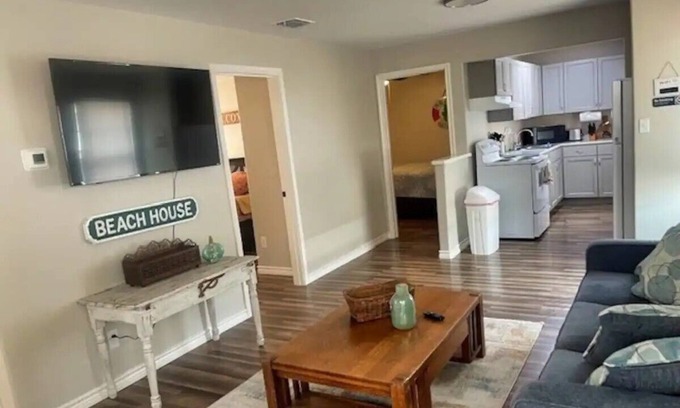 Aransas Pass House | Inviting Flamingo Bay Getaway: Pet-Friendly Retreat Awaits