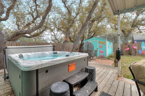 Fulton House | Top-Rated Flamingo Flats with Relaxing Hot Tub Amenities