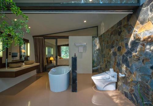 Phuc Yen Villa | Relax at Flamingo Dai Lai Resort - Family-Friendly Villas