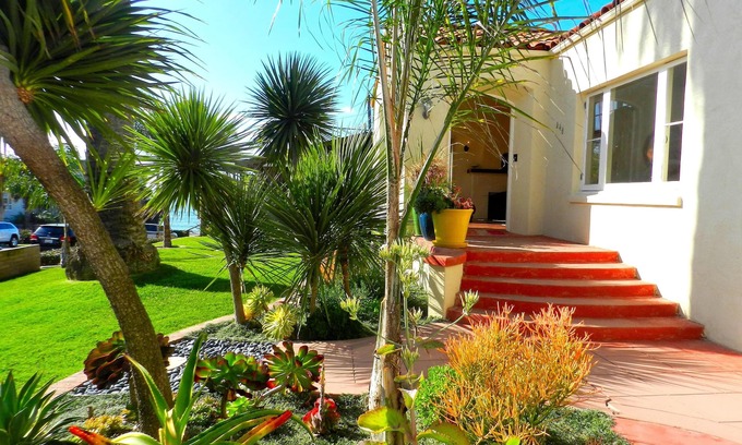 Beach Barber Tract House | Exclusive Oceanfront Retreat with 10/10 Guest Ratings