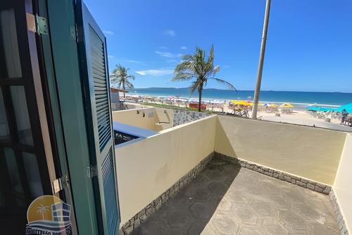 Pero Apartment | Oceanfront Escape at Flat 3A Vista Mar with Pool Access