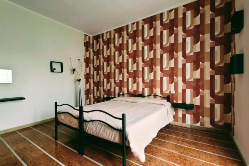 Cologno al Serio Apartment | Convenient Stay 15km from Milan BGY Airport - Family-Friendly