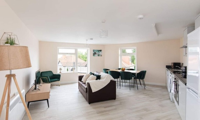 Sudbury Apartment | Cozy Flat 3: Family-Friendly Apartment in North Wembley