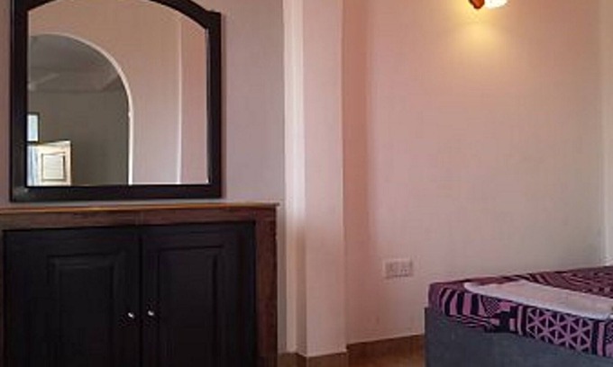 Mount Lavinia Apartment | Cozy Flat 6: Fully Equipped Apartment in Dehiwala