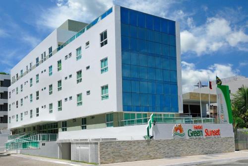 Cabo Branco Hotel | Oceanfront Comfort at Flat A Beira Mar de João Pessoa