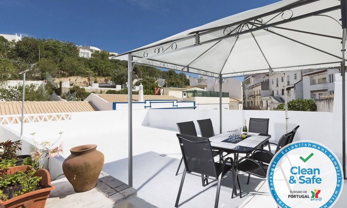 Albufeira Apartment | Experience Flat Beach Apartment with Oceanfront Views