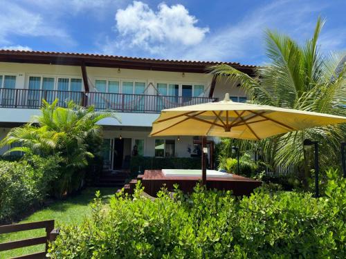 Praia dos Carneiros House | Discover Flat Club Meridional: Oceanfront Bliss Awaits!