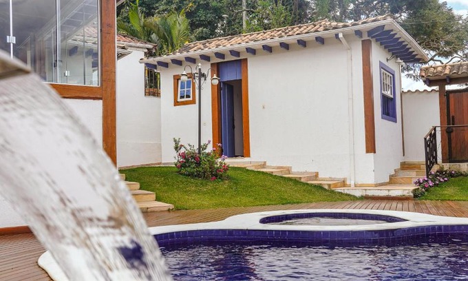 Tiradentes House | Inviting Flat with Pool in Center of Tiradentes - 4 Stars