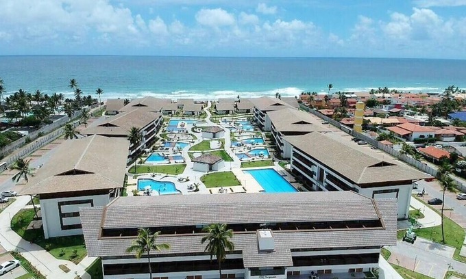 Porto de Galinhas Apartment | Cozy Seafront Retreat for Families with Ocean Views