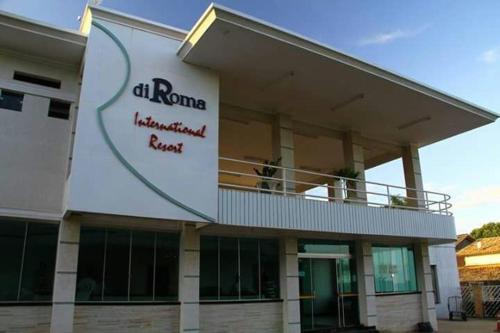 Caldas Novas Apartment | Relax at Flat Di Roma Resort: Pool, Breakfast & Family Fun