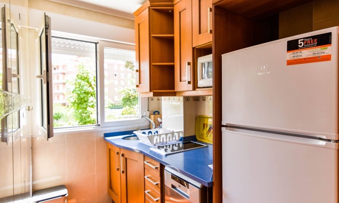 Suances Apartment | Comfortable Flat for 4 near Concha Beach with Spa & Breakfast