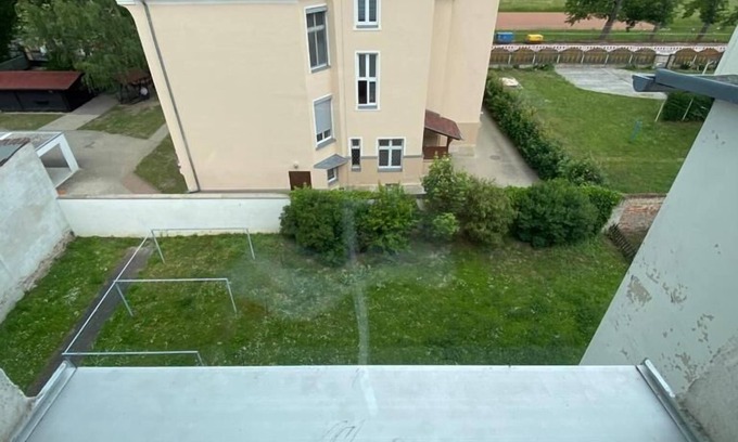 Zeitz Apartment | Cozy Flat for 5 in Zeitz Near Gera & Altenburg