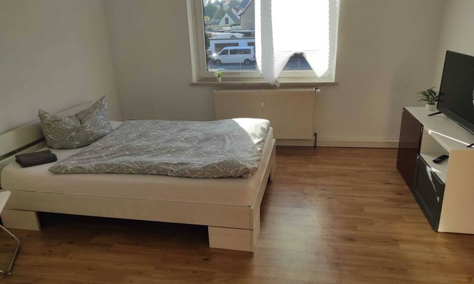 Spora Apartment | Cozy Flat for 6 with Free Bike - Ideal for Work Travelers