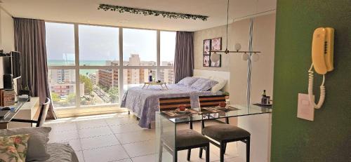 Ponta de Campina Apartment | Cozy Flat Vista mar: Pet & Child Friendly Getaway