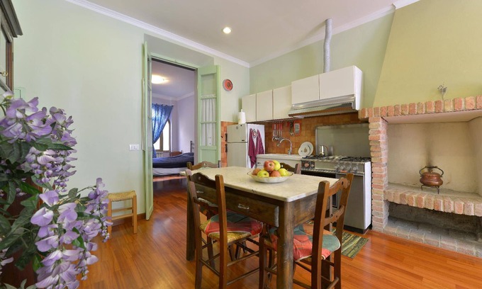 Badalucco Apartment | Cozy Holiday Apartment in Badalucco for 1 to 4 Guests