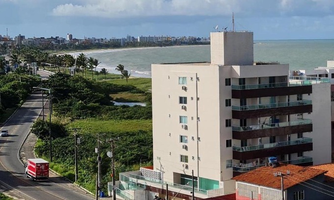 Cabedelo Apartment | Family-Friendly Flat Miramar with Hot Tub & Ocean View
