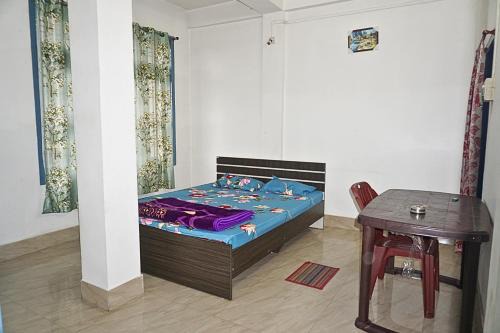 Jorhat Apartment | FLAT NO 201 Entire 1BHK & 2BHK private apartments with personal kitchen TAJ RESIDENCY Holiday Homestay