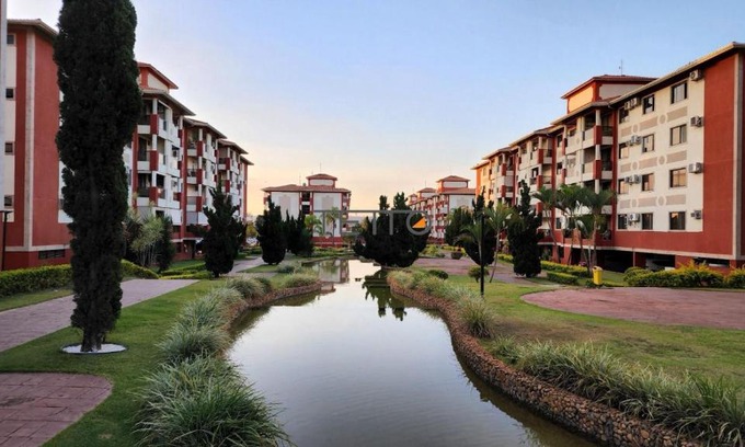 Smin Apartment | Cozy Flat Rústico by the Lake with Pool & Pet Welcome