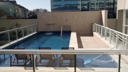 Recreio dos Bandeirantes Apartment | Discover Flat Recreio Shopping with Pool and Hot Tub Access