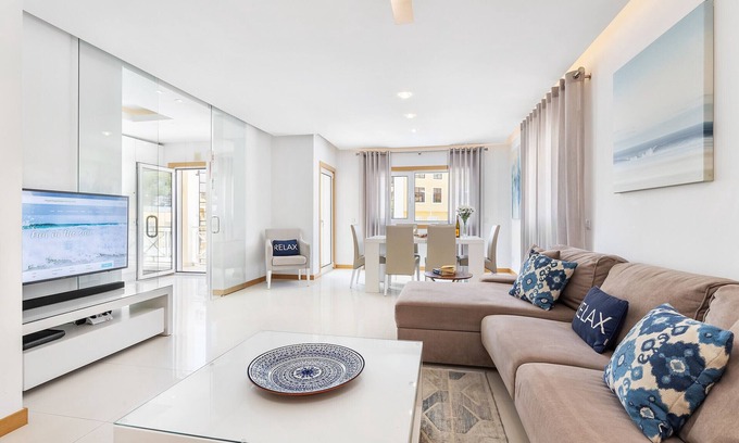 Albufeira Apartment | Unwind at Flat Relax OCV - Albufeira Downtown Retreat
