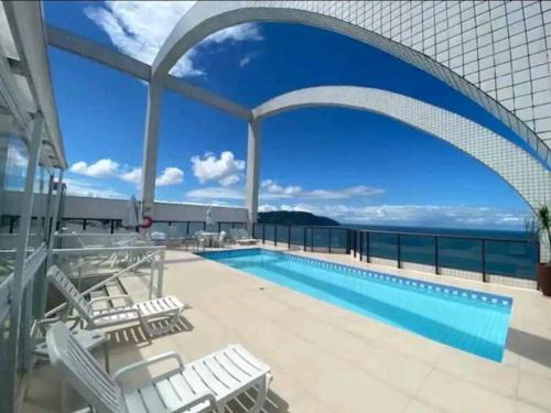 Boqueirao Apartment | Beachfront Flat Santos: Rated 10/10 with Pool & Pet Friendly