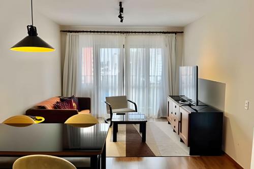 Centro Apartment | Discover Flat SBC: Ideal Getaway in Central SBC
