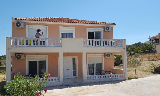 Skala Neon Kidonion House | Cozy Holiday Apartment Pyrgi Thermis for 4 Guests