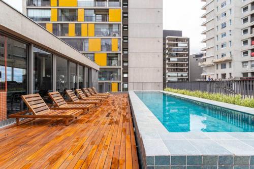 Sao Paulo Apartment | Perfectly Located Flat with Pool Near Vila Madalena - SP
