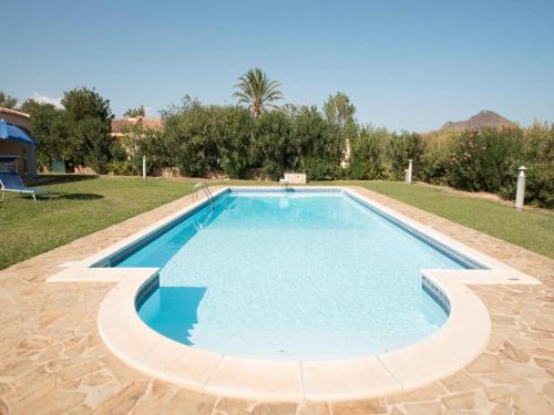 Costa Rei House | Inviting Flat with Barbecue and Pool in Castiadas