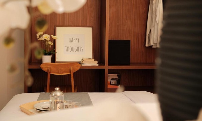 Kemang Hotel | Budget-Friendly Stay at FLAT06.Tendean with Breakfast