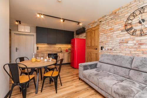 Jantar Apartment | Child-Friendly Retreat at Apartamenty Jantar Loft