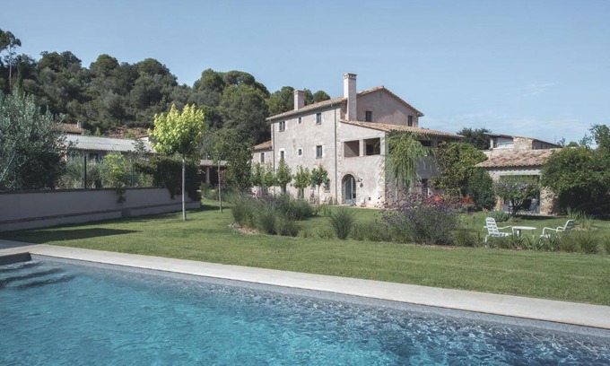 Cervia de Ter Villa | Exceptional Flateli Casa Oliver: Family-Friendly with Pool