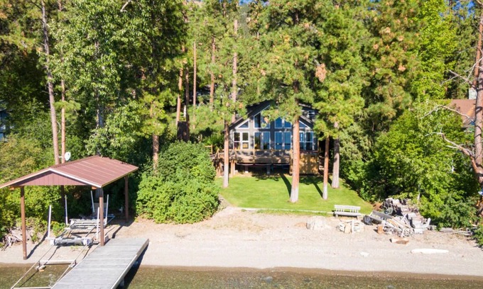 Dayton House | Waterfront Retreat: Flathead Lake Dream House Awaits!