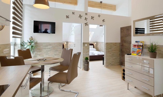 Favoriten Apartment | Family-Friendly Flatprovider: Manuela Apartment in Vienna