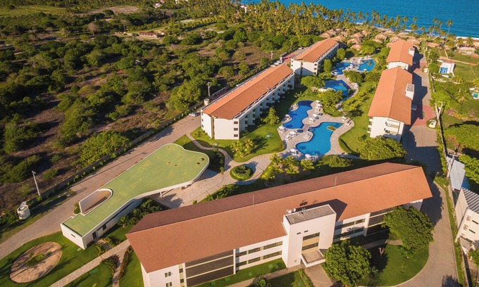 Praia dos Carneiros Apartment | Pet-Friendly Retreat at Flats no Carneiros Beach Resort