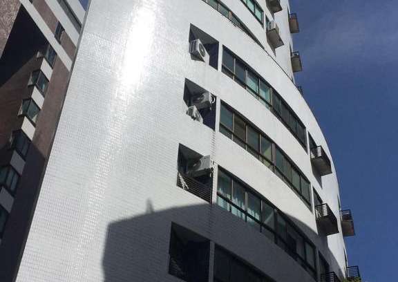 Jaqueira Apartment | Budget-Friendly Flats Puerto Bilbao Jaqueira with Pool