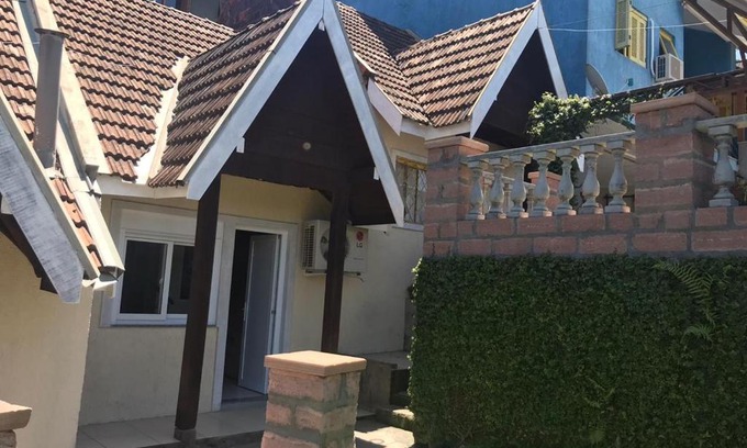 Canela House | Explore Flats Tematicos da Serra Gaucha - Family-Friendly Stay
