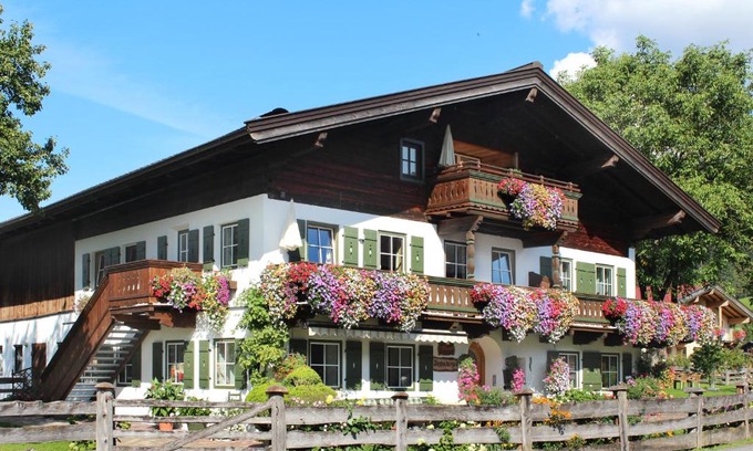 Lofer House | Kid-Friendly Retreat at Flatscherbauer - Rated 10/10!