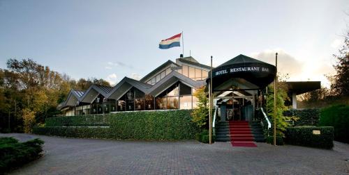 Schoorl Hotel | Discover Fletcher Hotel Jan van Scorel: Family-Friendly Retreat