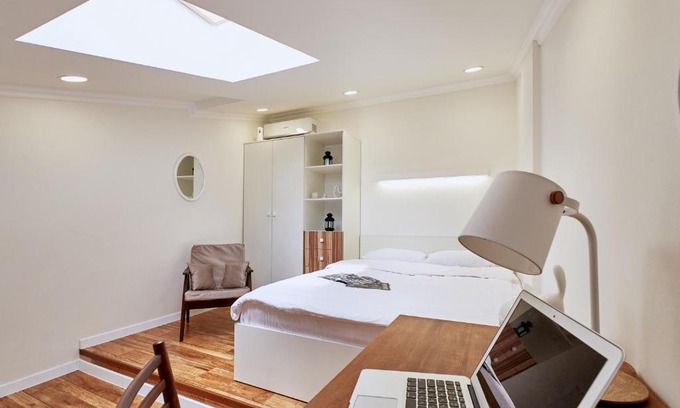 Petrovskoye Apartment | Fleur-de-Lys: Guest Rated 9/10 with Pet-Friendly Perks