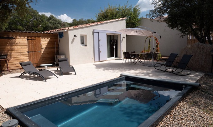 Fox-Amphoux Apartment | Fleur de Romarin: Relax by Your Private Pool