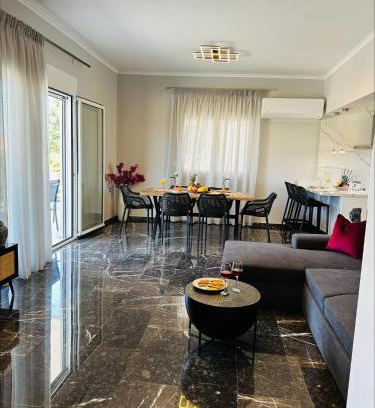 Petaloudes Apartment | Relax at Flev's House: 4-Star Stay with Private Hot Tub