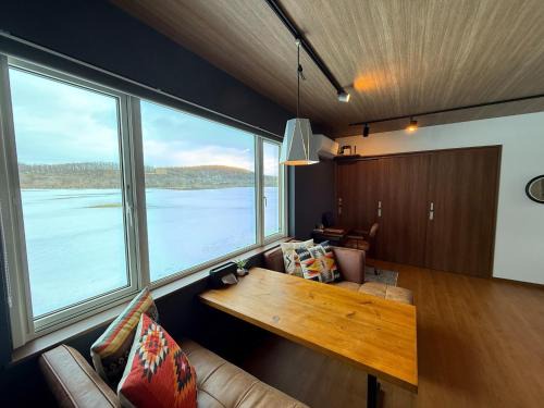 Shibecha House | Discover Family-Friendly FLEXWORK Tawa - Your Vacation Retreat