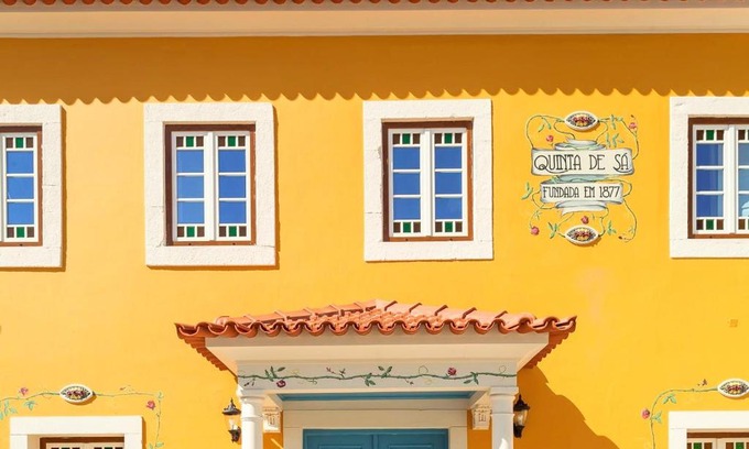Oliveira do Douro House | Discover FLH Gaia Quinta de Sá - A Country Retreat