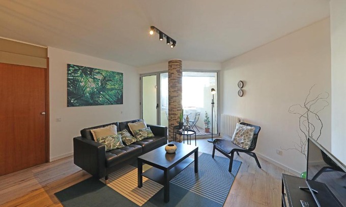 Senhora da Hora Apartment | Discover FLH Porto Family Flat - Your Ideal Getaway