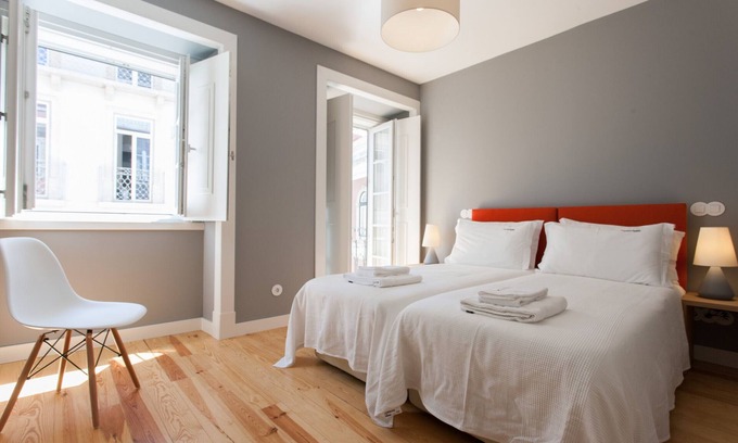 Merces Apartment | Top-Rated FLH Príncipe Real Apartment with Spa & Breakfast