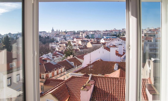 Merces Apartment | Discover FLH Príncipe Real with Scenic Views and Spa